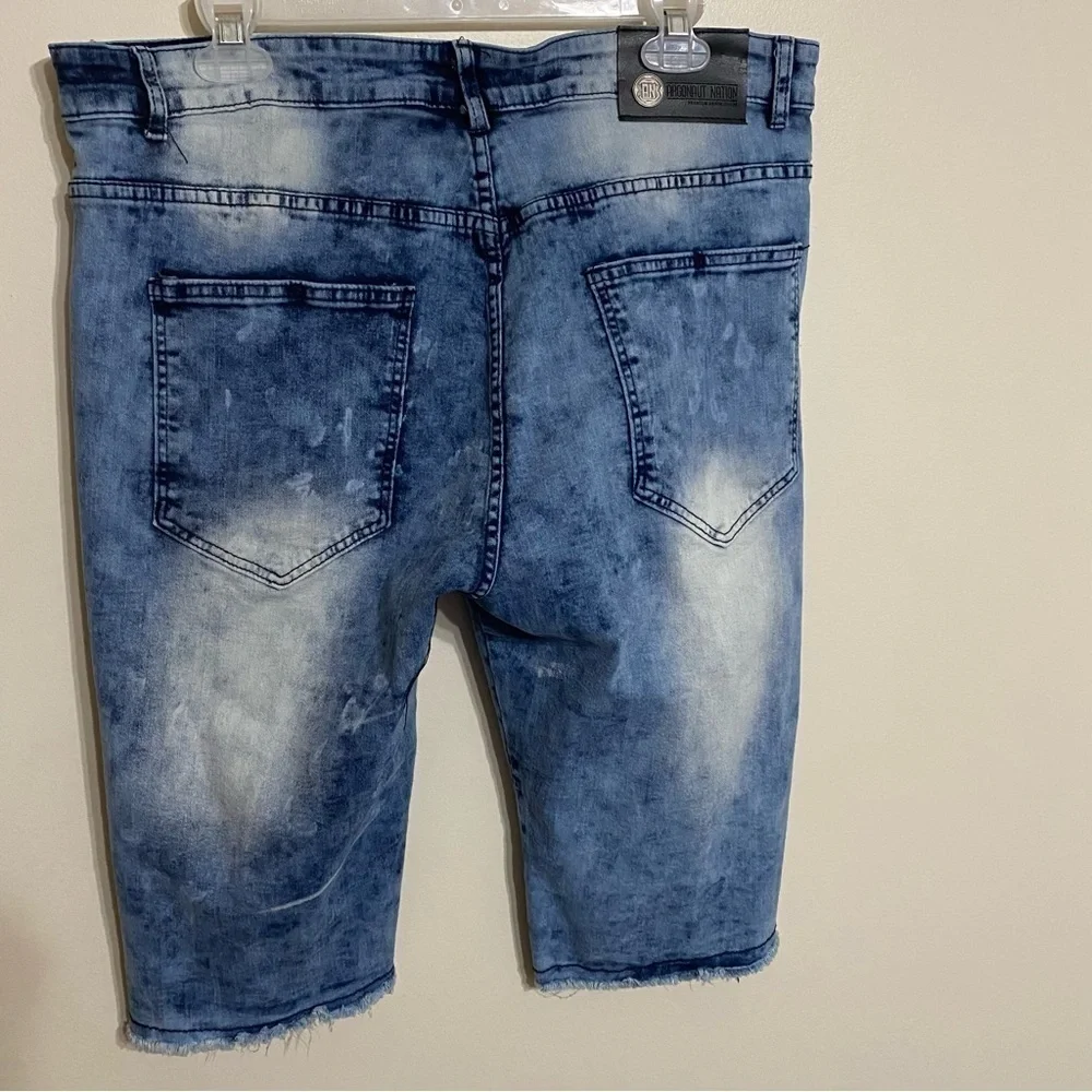 Argonaut Nation men’s distressed‎ denim shorts size 38